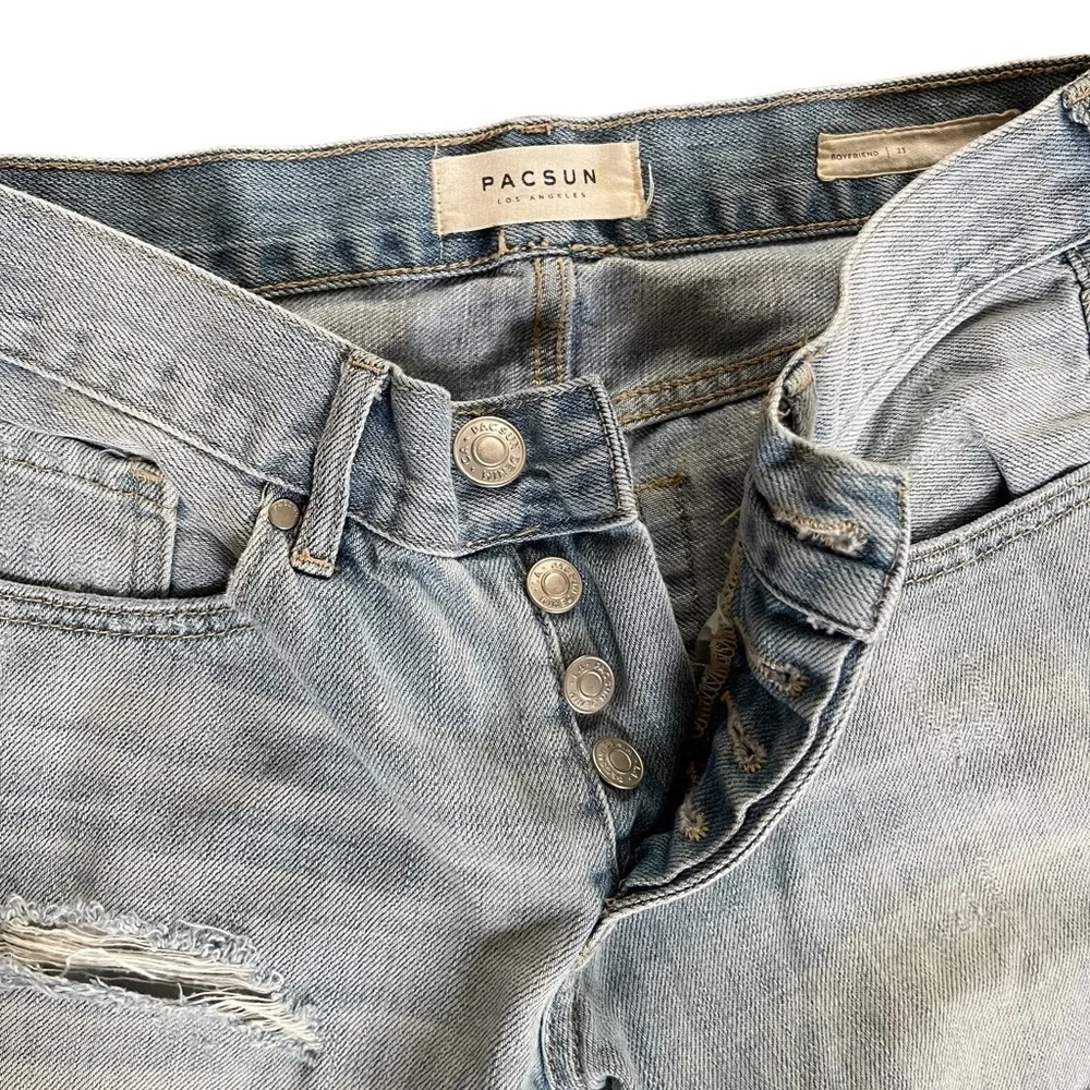 Pacsun‎ Boyfriend Distress Button Fly Jeans Size: 23